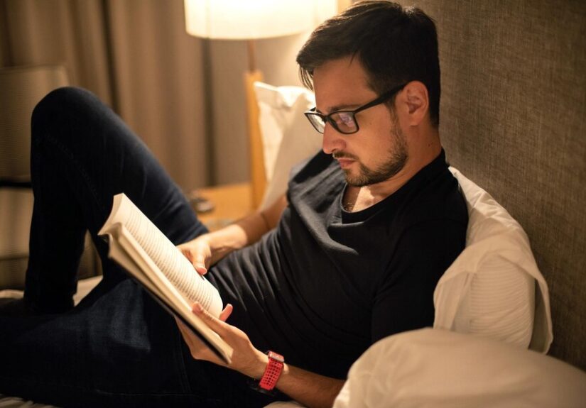 Agradável prazer de uma boa leitura - créditos: divulgação